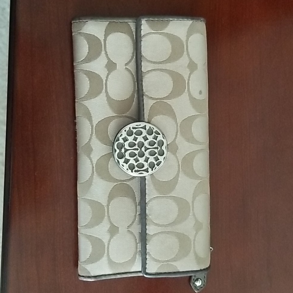 Coach wallet